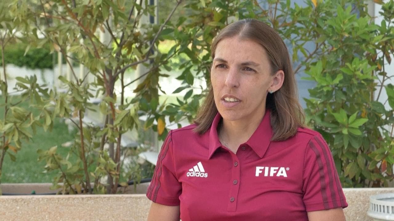 Stéphanie Frappart prima arbitra ai Mondiali maschili: "Dovrò controllare le mie emozioni"