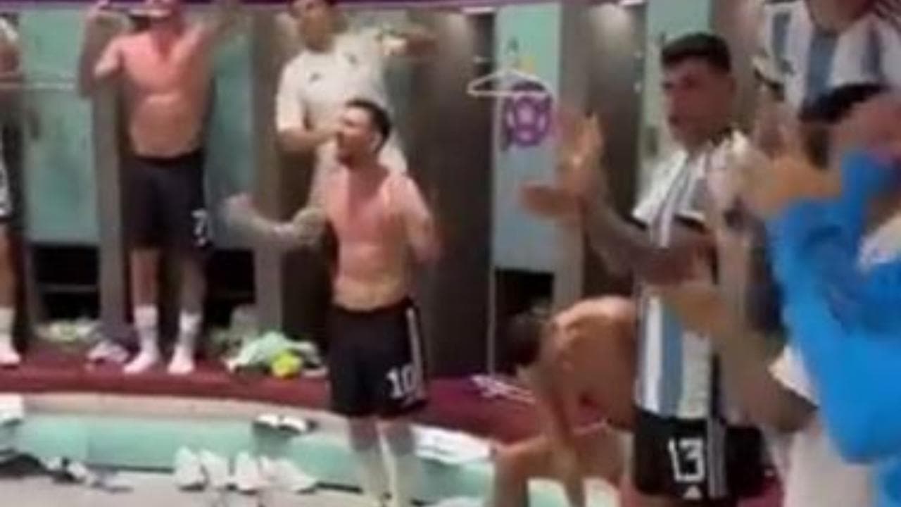 Mondiali, lo spogliatoio argentino canta dopo la vittoria: "Sono nato nella terra di Diego e Leo"