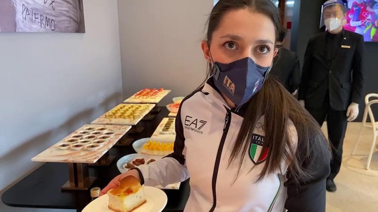 Pechino 2022, a tavola con i fratelli del ghiaccio: Arianna Sighel svela cosa mangiano lei e Pietro
