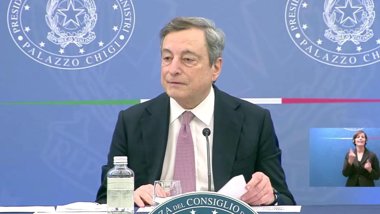 Draghi: "Frodi sul Superbonus per i pochi controlli. Quelli che tuonano oggi hanno scritto la legge"