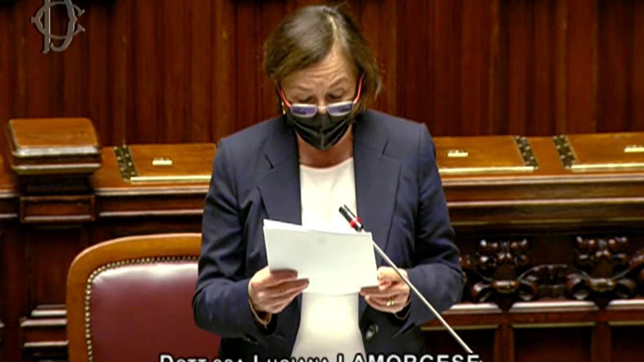 Scontri No Green Pass, Lamorgese: "Respingo le accuse di strategia della tensione"
