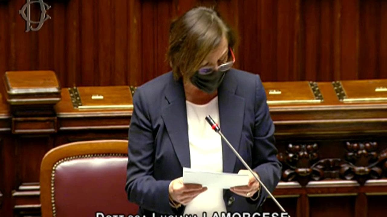 Scontri No Green Pass, Lamorgese: "Superata ogni previsione"