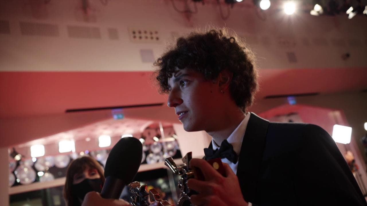Venezia 78. Filippo Scotti miglior emergente: "Il film di Sorrentino insegna a non aver paura del futuro"
