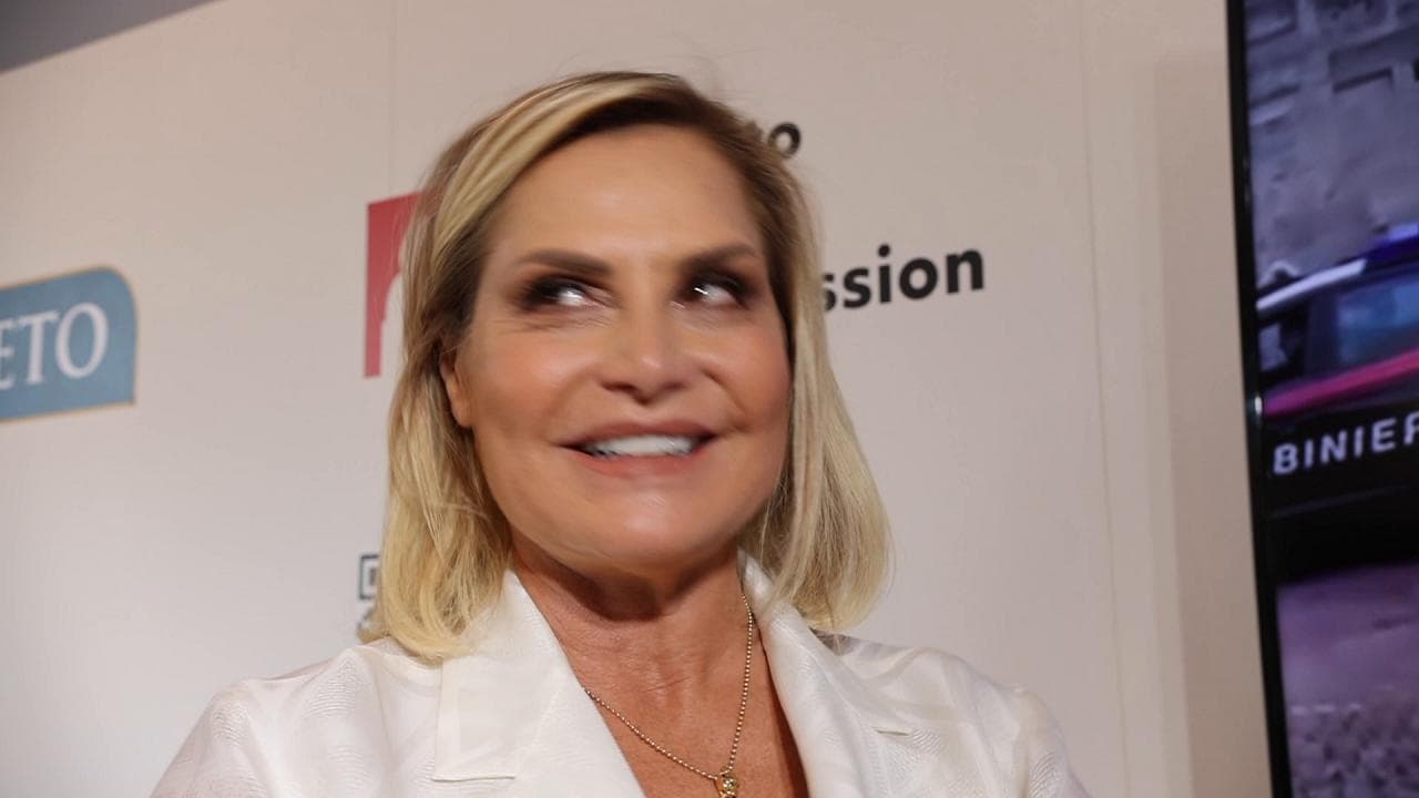 Simona Ventura a Venezia, un doc su Bergamo e il covid. "Un inno ai volontari, per non dimenticare"