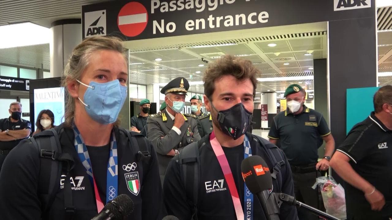 Tokyo 2020, il ritorno in Italia dei velisti d'oro, Tita e Banti: "Tra noi è scattata subito la sintonia"