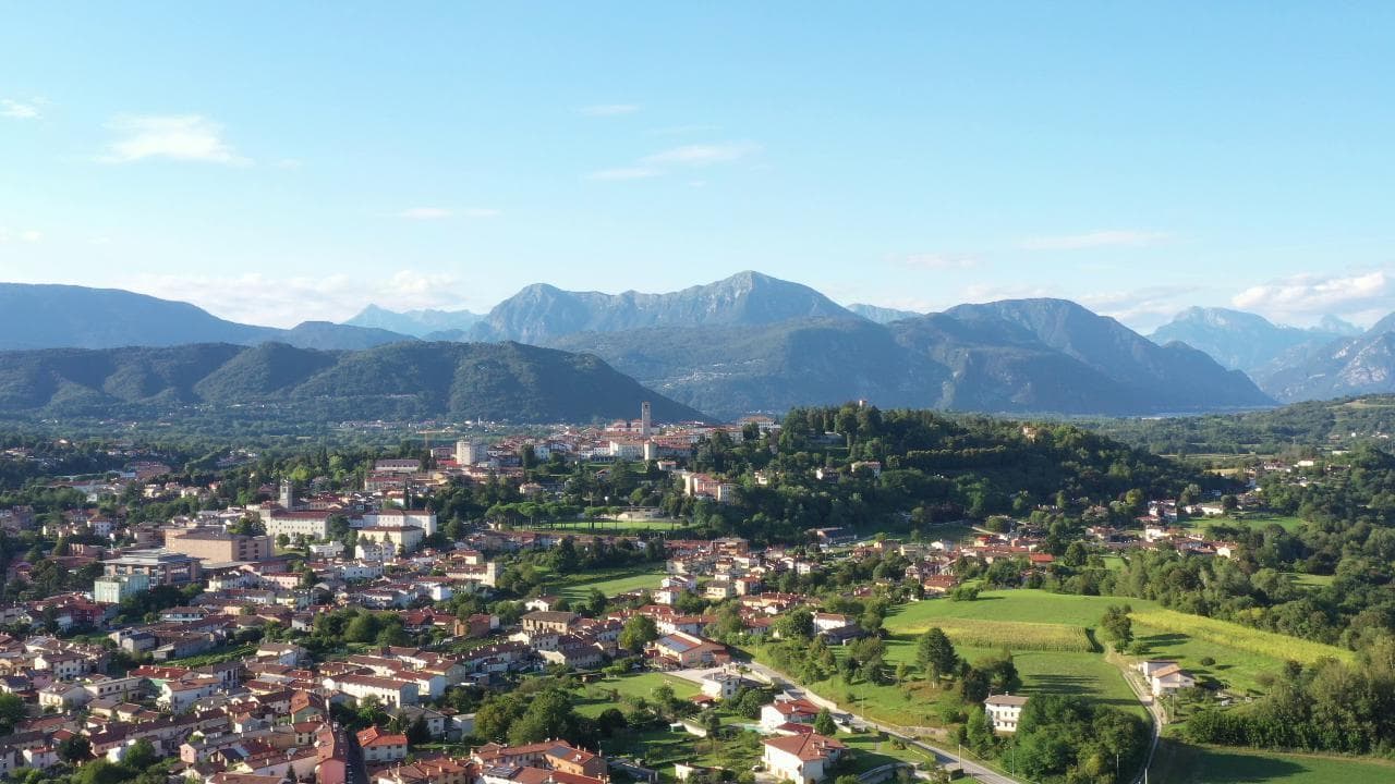 San Daniele del Friuli, il borgo ripreso dall'alto con il drone