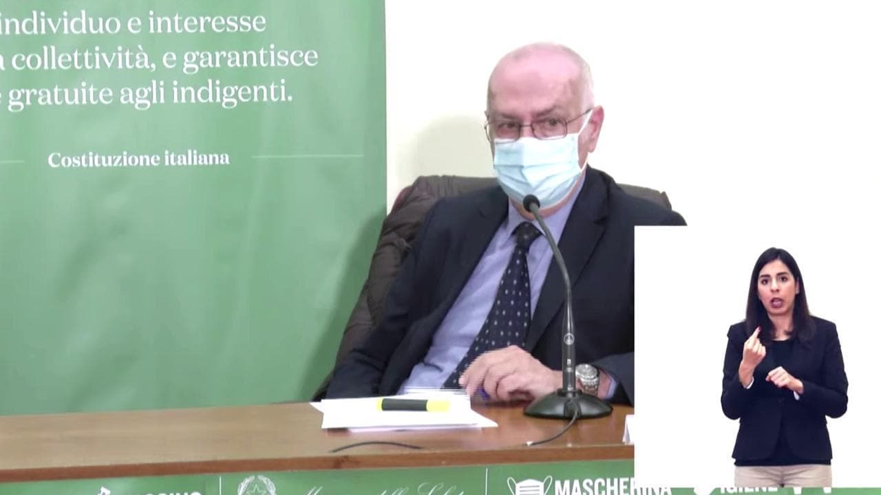 Vaccini, Rezza: "Su richiamo AstraZeneca per ora non si cambia"
