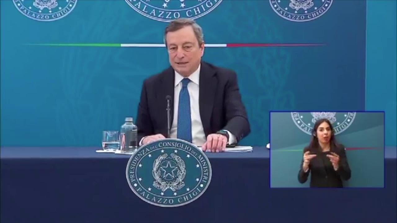 Scuola, Draghi: "Riapriremo fino alla prima media. Le Regioni devono seguire le scelte del governo"