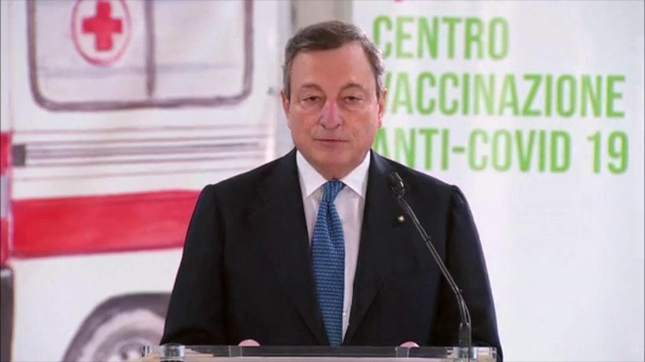 Dl Covid, Draghi: "Nuove misure necessarie. Sostegno a famiglie e imprese"
