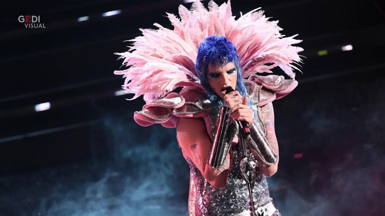 Sanremo 2021, da Mina al Punk Rock: tutti i quadri di Achille Lauro sul palco dell'Ariston