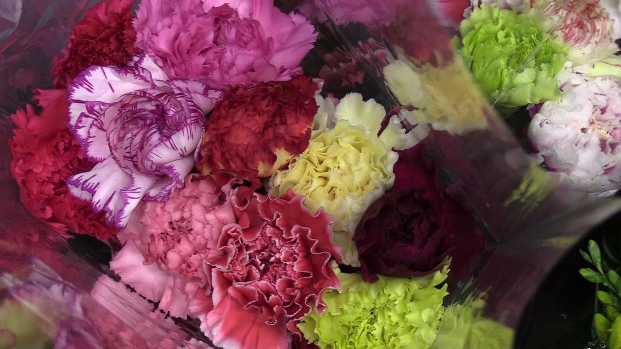 Sanremo 2021, il dietro le quinte dei fioristi: "Così nascono i bouquet personalizzati per gli artisti"