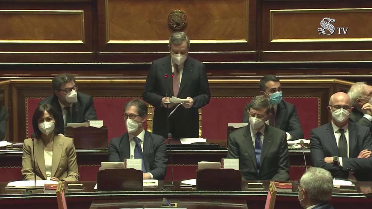 Governo, Draghi: "Confermo impegno per inserire la tutela dell'ambiente nella Costituzione"