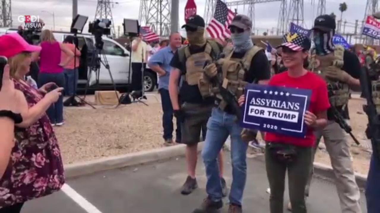 Usa 2020, in Arizona manifestanti pro Trump armati di mitra