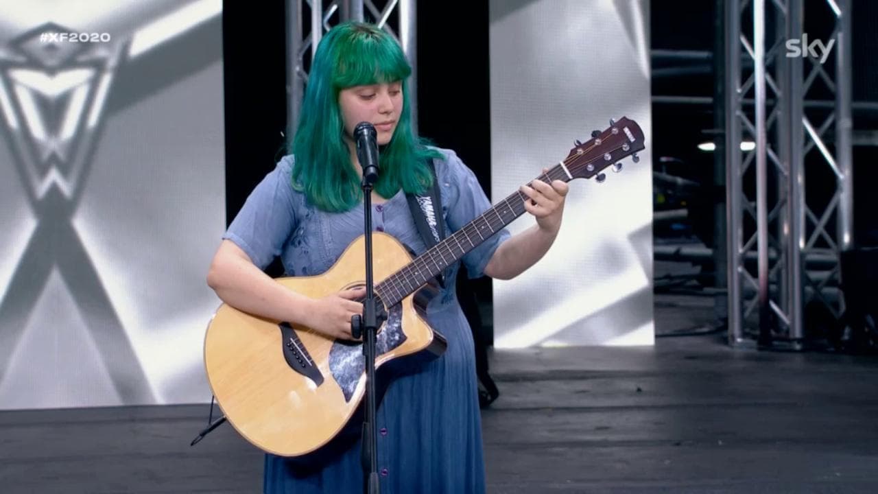 X Factor, la grazia di Casadilego: per la 16enne standing ovation della giuria
