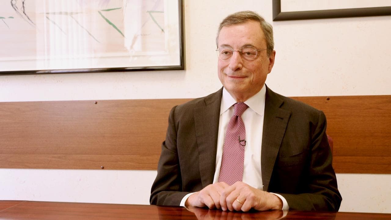 Coronavirus, Draghi torna a parlare dei giovani: "Il debito sarà ripagato da loro: investire su istruzione"