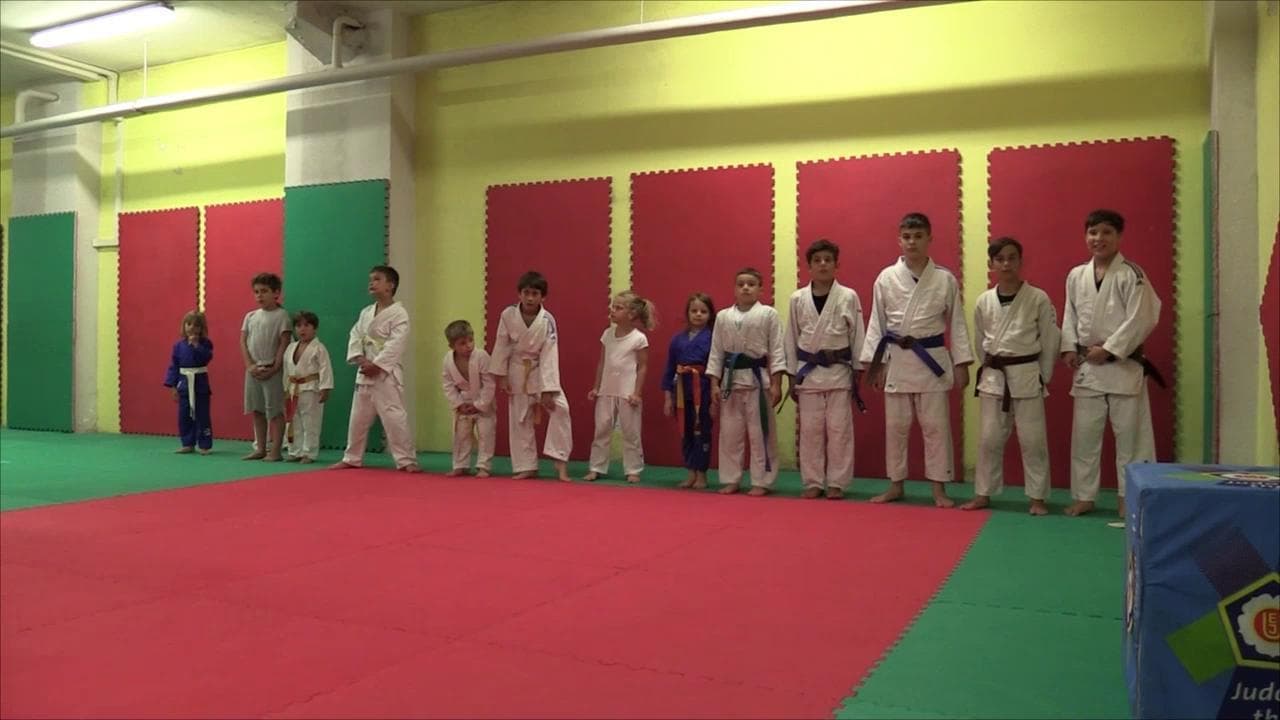 L'Italia riparte, salti mortali e prese sul tatami. Nelle scuole di judo ripartono i combattimenti