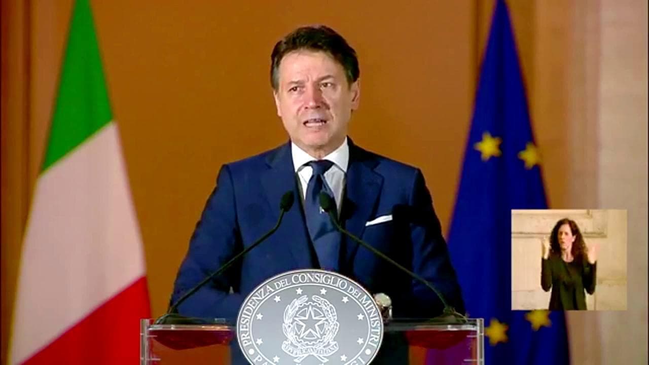 Coronavirus, Conte al giornalista: "Se lei ritiene di poter far meglio di Arcuri la terrò presente"
