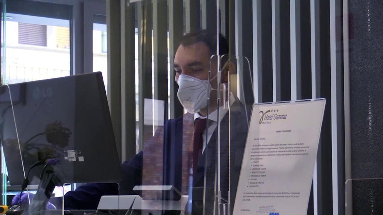 Fase 2, gli albergatori lombardi non riaprono: "Non ci sono clienti, conviene restare chiusi"