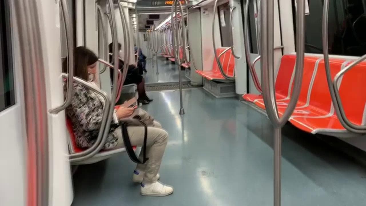 Coronavirus, Fase 2 al via per i trasporti romani: metropolitana, bus e treni senza caos