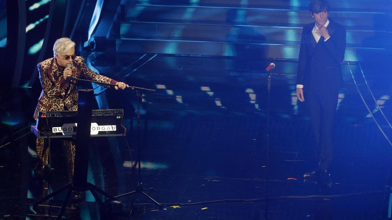 Sanremo 2020, lite sul palco dell'Ariston: ecco cosa è successo tra Bugo e Morgan