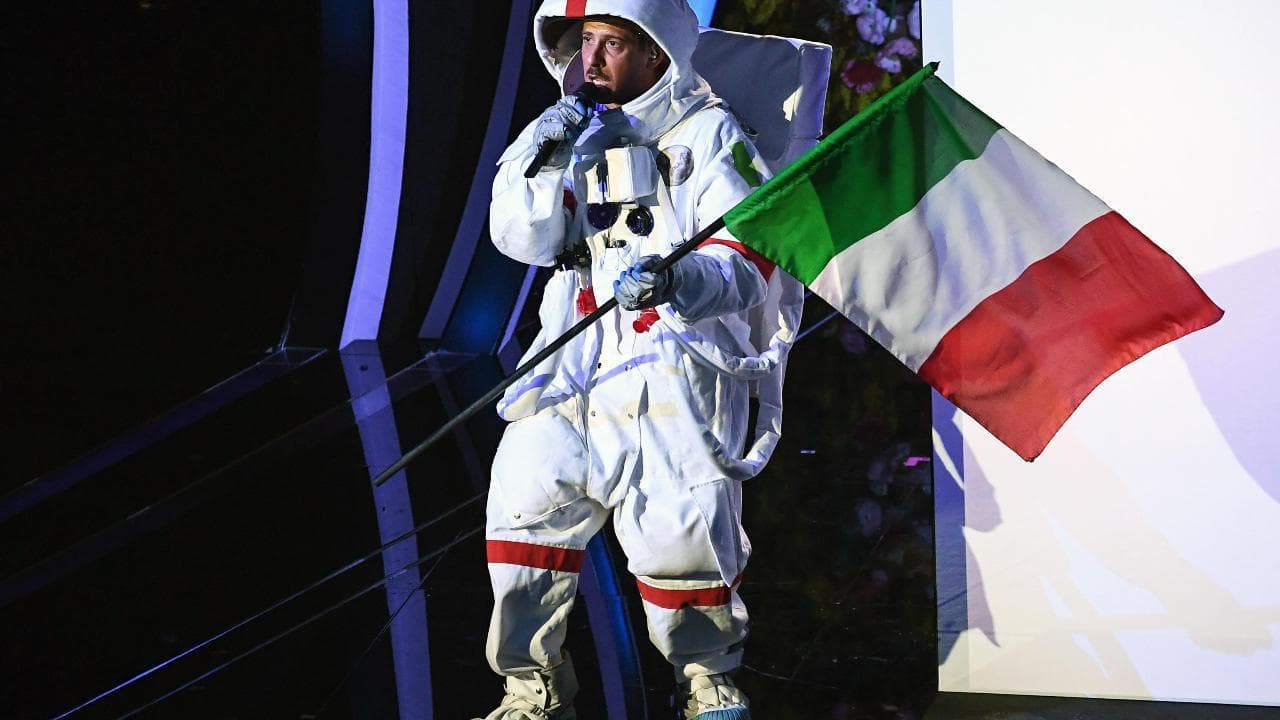 Sanremo 2020, da Benigni a Gabbani 'astronauta': i momenti indimenticabili della terza serata