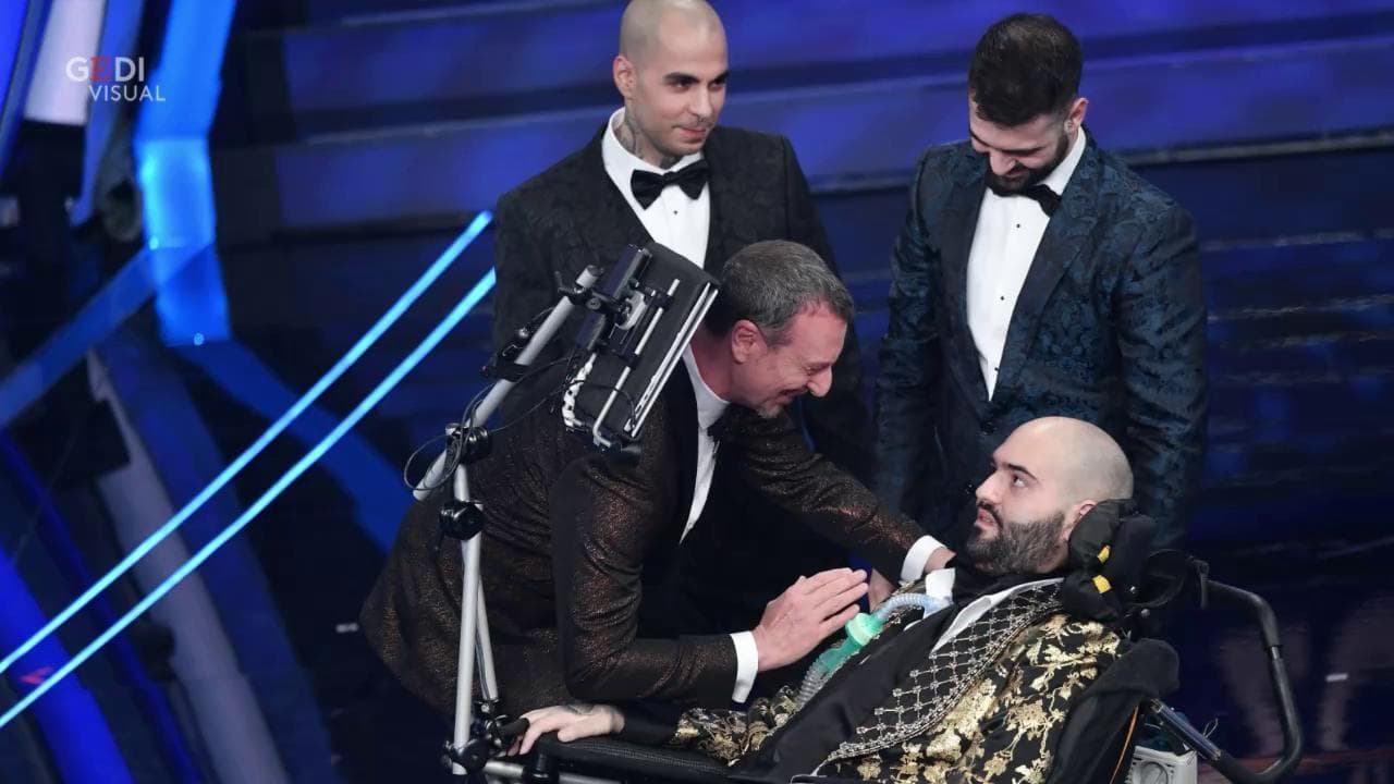 Sanremo 2020, Paolo Palumbo, rapper malato di Sla commuove l'Ariston e lancia un messaggio di speranza