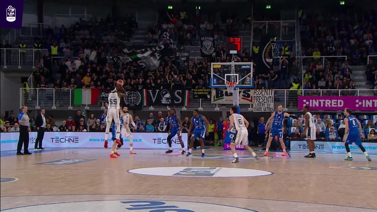 Basket serie A, gli highlights di Germani Brescia - Virtus Segafredo Bologna