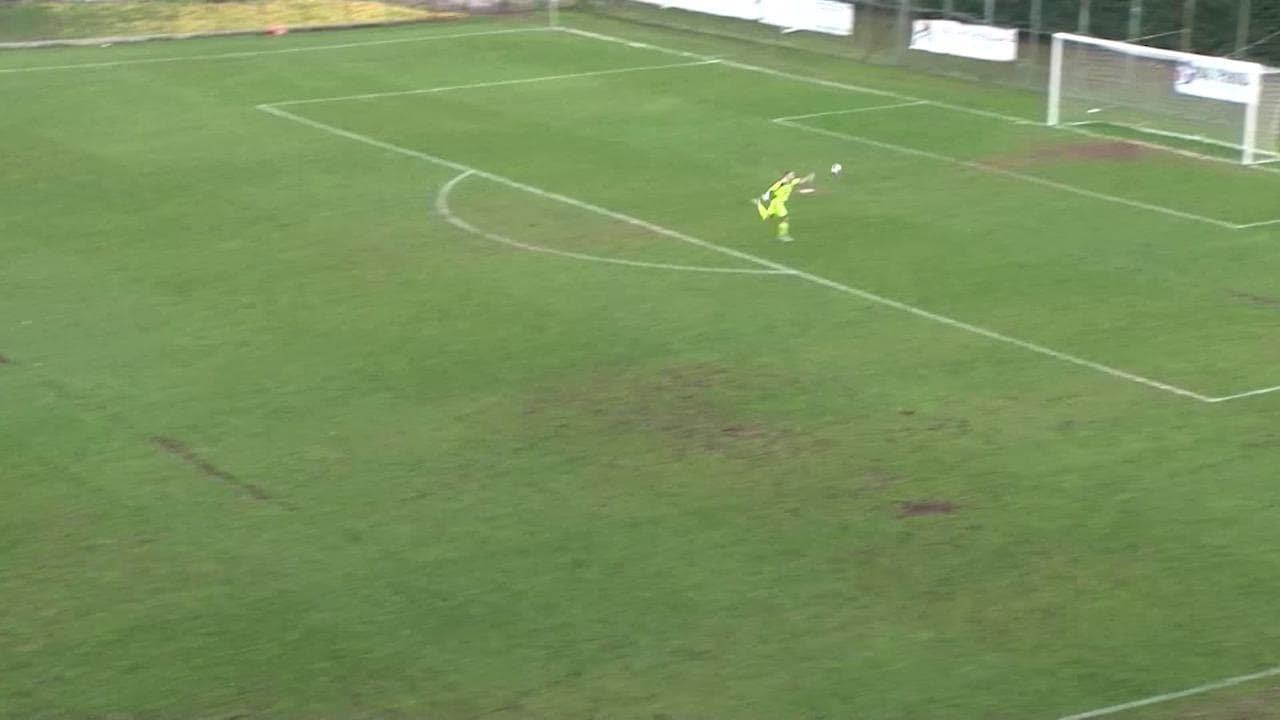 Il gol incredibile del Celano da 70 metri: il difensore segna dal limite della sua area di rigore
