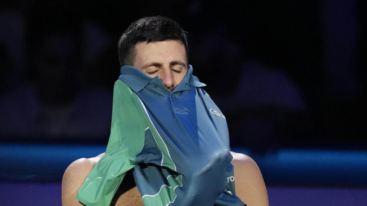 Djokovic ammette la sconfitta: "Jannik stasera mi ha fatto lo scalpo"