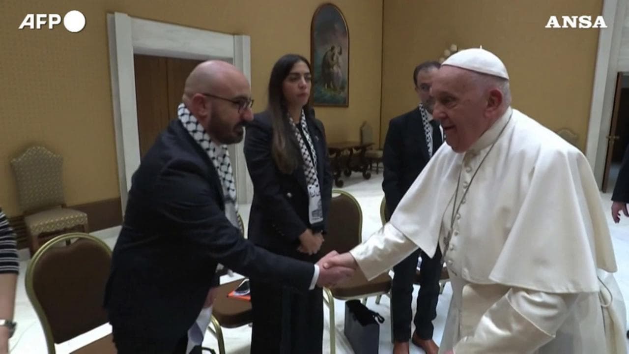 Papa Francesco incontra i familiari degli ostaggi israeliani e quelli dei palestinesi a Gaza