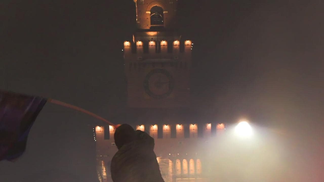 L'Inter vince lo scudetto: a Milano fuochi d'artificio in piazza Castello