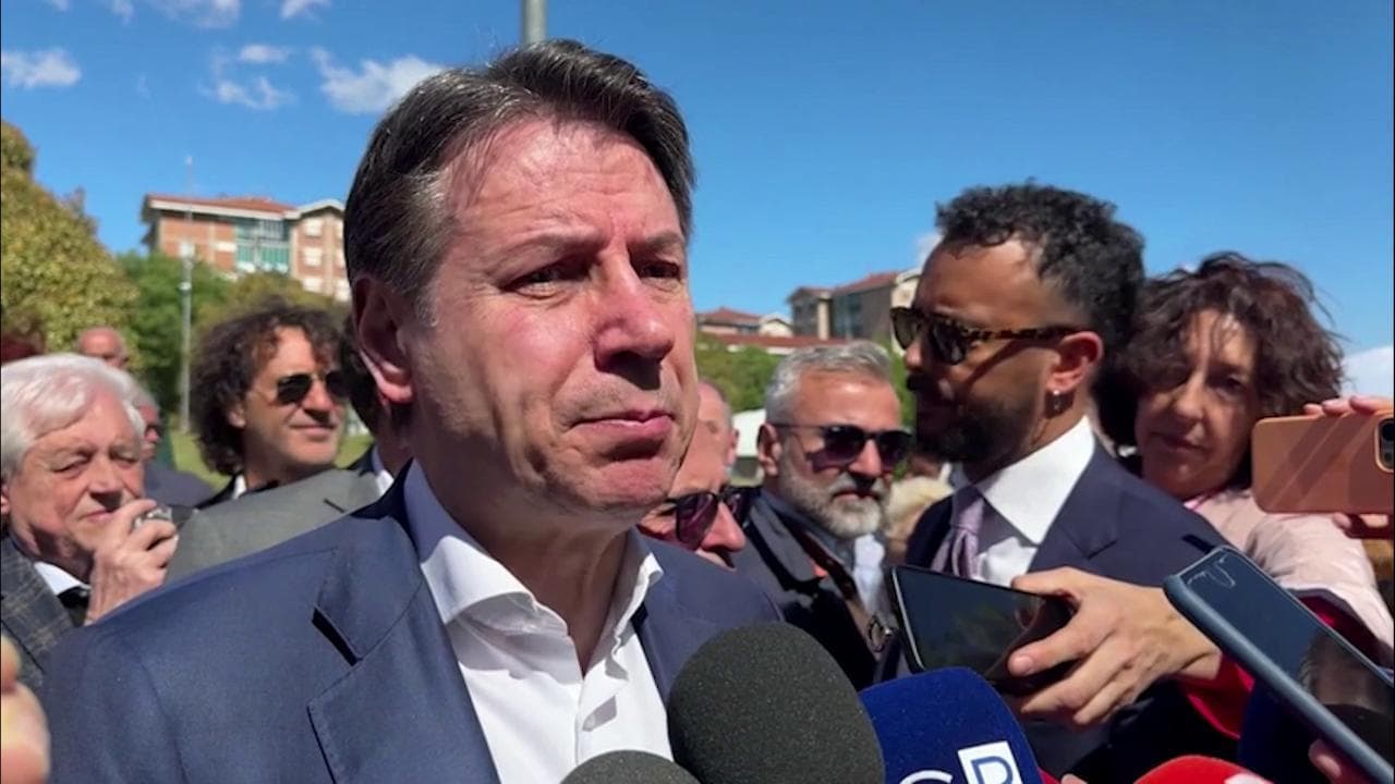 Conte sul Pnrr: "Il governo sta allestendo una mangiatoia per comitati d'affari e per infiltrazioni mafiose"