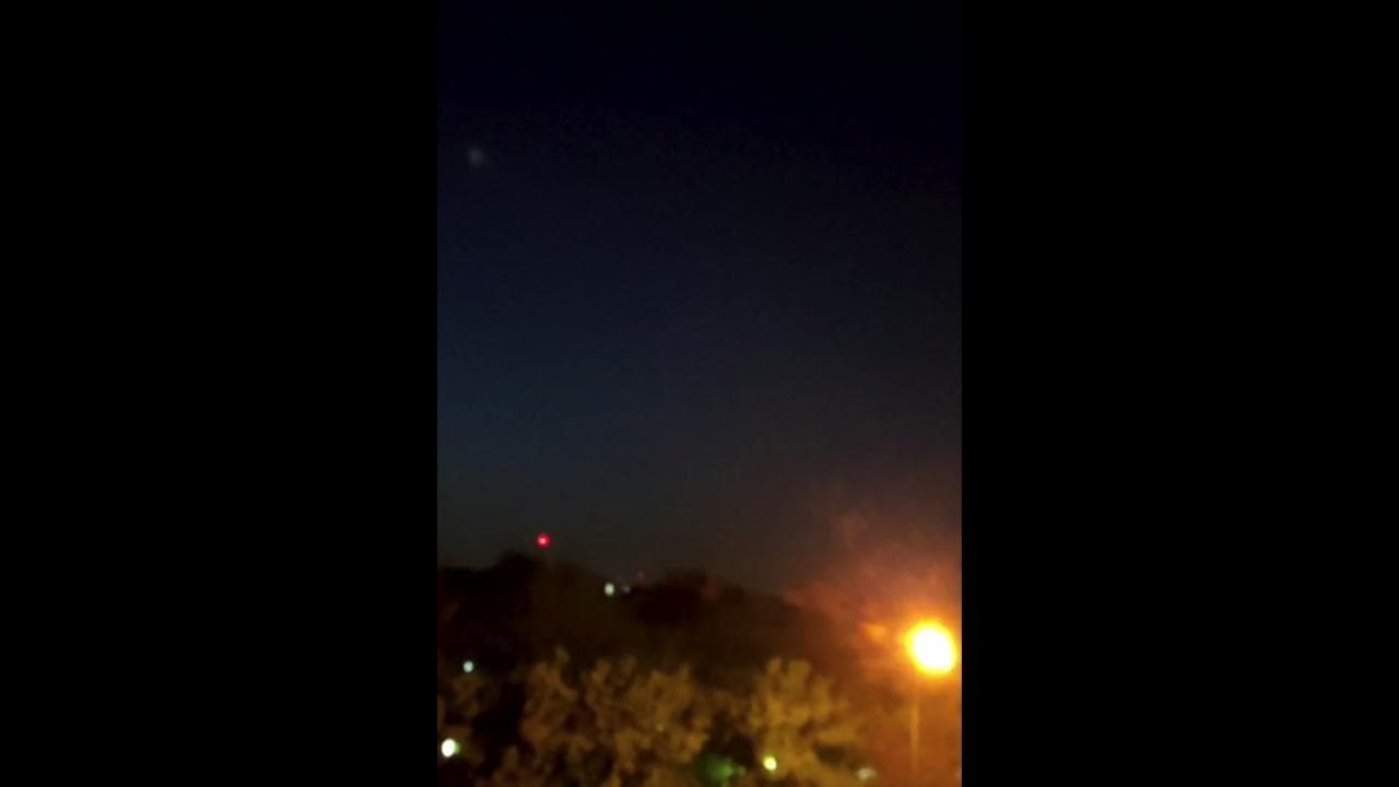La ritorsione di Israele, attacco contro l'Iran nella notte: le prime immagini