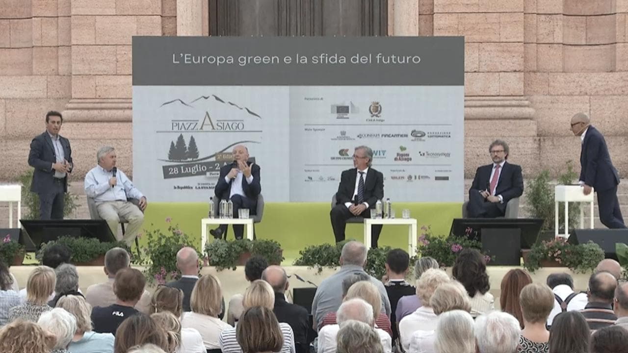 PiazzAsiago, Pichetto Fratin: "Consumi energetici in aumento, sul nucleare la scelta è tra arretrare o andare avanti"