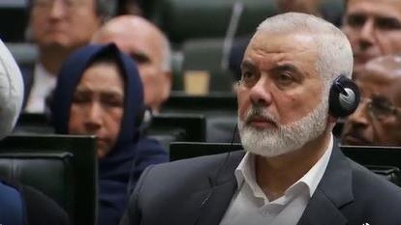 Le ultime immagini di Haniyeh, al giuramento del presidente Pezeshkian