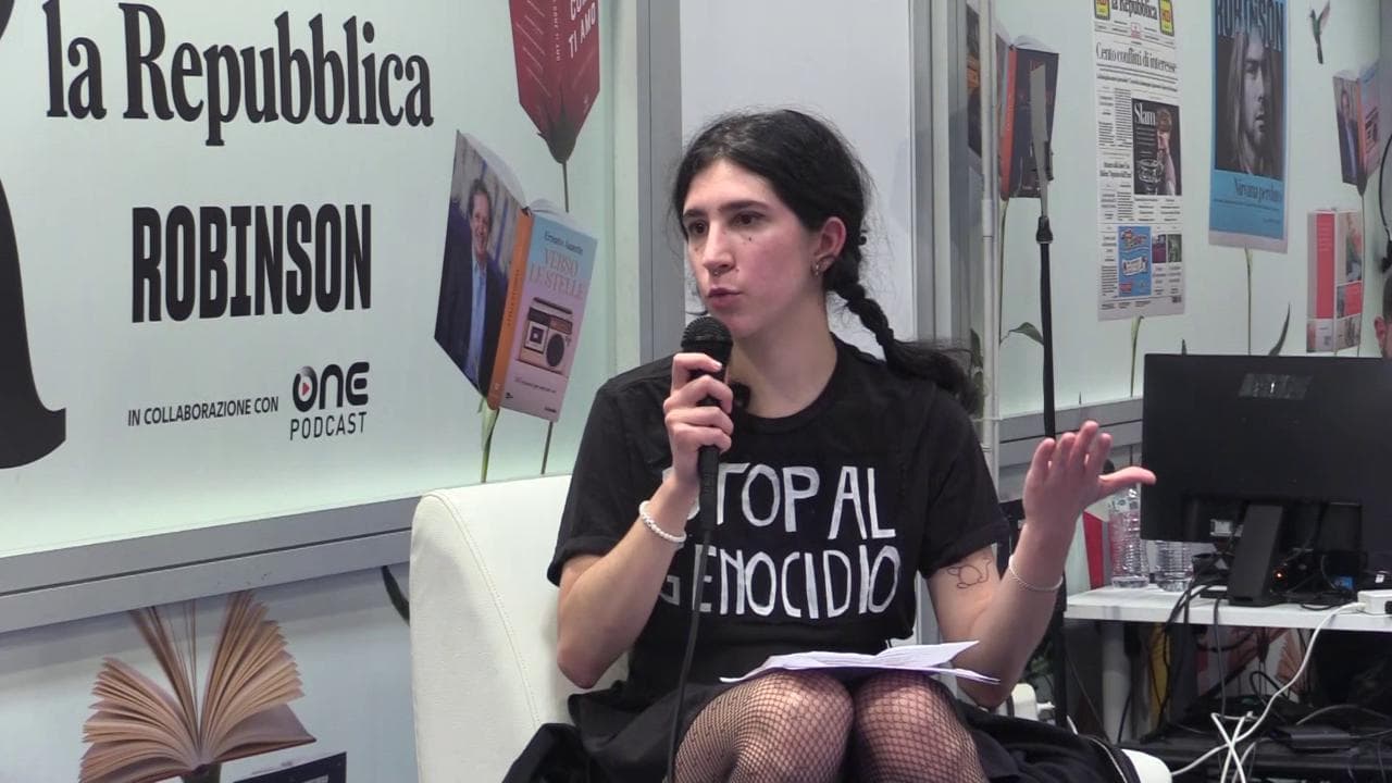 Elena Cecchettin all'Arena Robinson: "Sento l'ansia di non essere rispettata e temo che la mia voce venga soffocata"