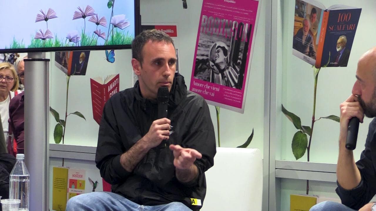 Caso Salis, Zerocalcare: "Non faccio campagne elettorali, non accanno la gente in galera, quando Ilaria si è candidata mi sono posto molte domande"