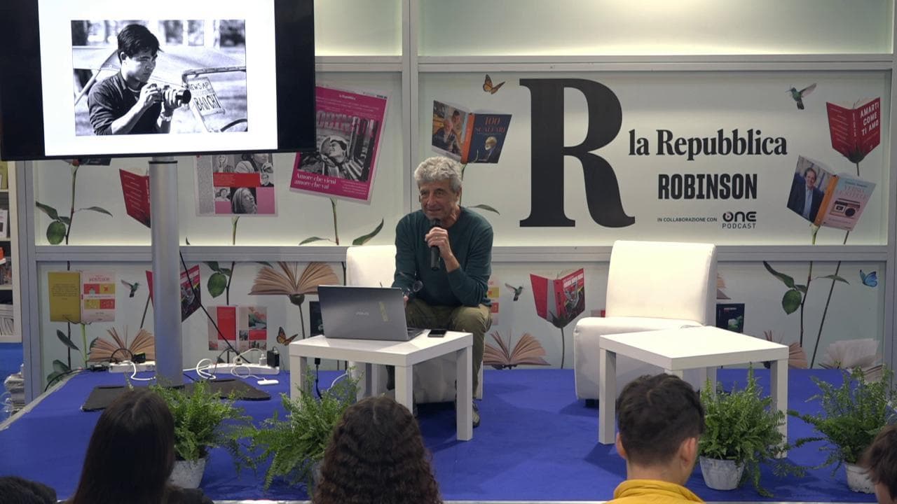 Arena Robinson: Lezioni di giornalismo, dalla carta stampata al podcast e Instagram