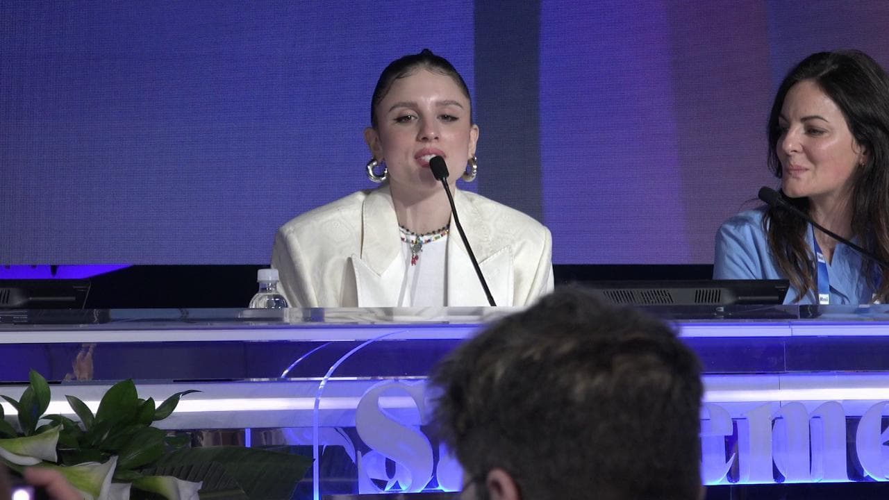 Sanremo, Angelina Mango canterà "La Rondine": "Sarà un omaggio a mio padre, in punta di piedi"