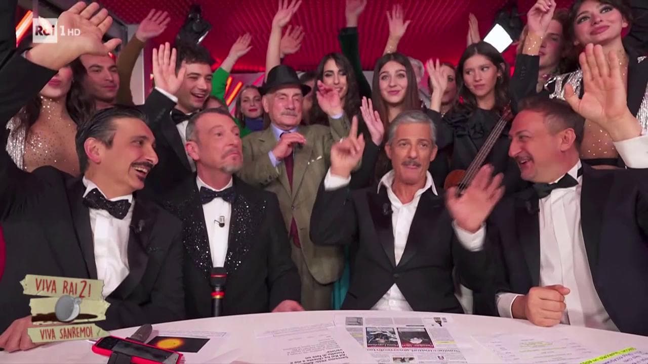 Fiorello e il "Ballo del qua qua" con Travolta: "Una delle gag più terrificanti della storia"