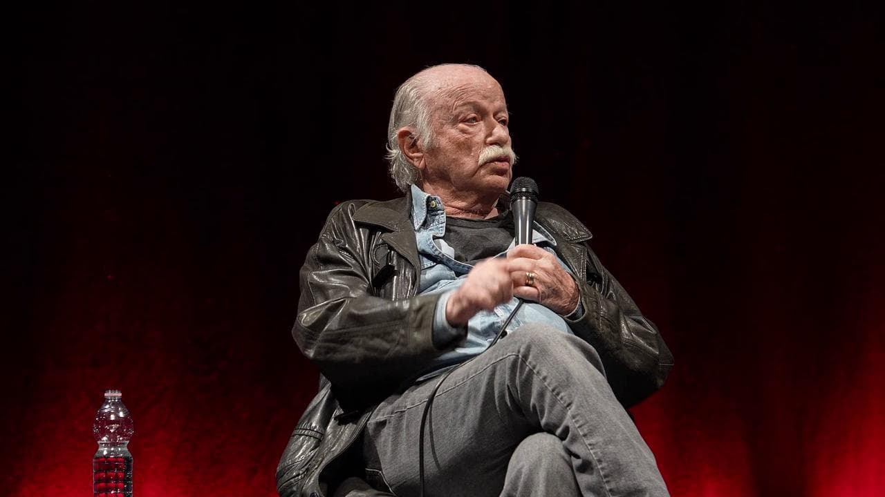 Gino Paoli boccia Sanremo: "Una volta era il Festival della canzone, ora è uno spettacolo squallido"
