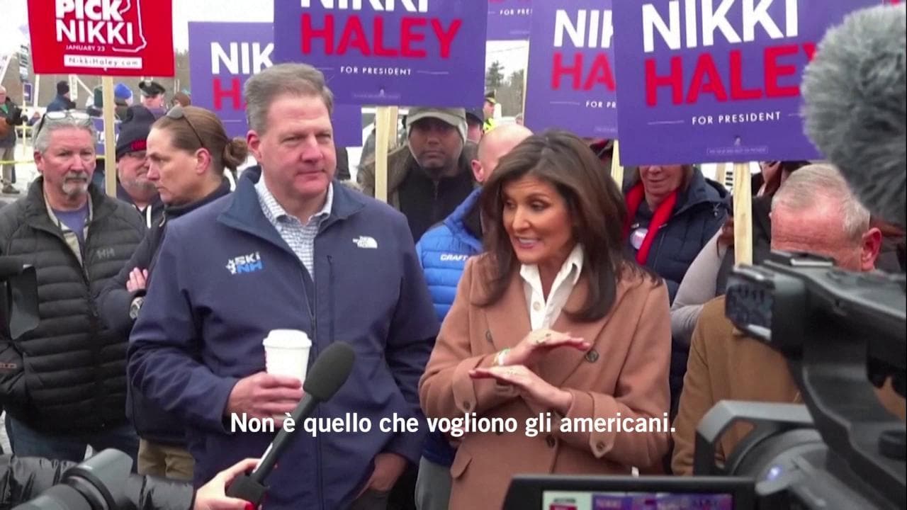 Nikki Haley: "L'élite politica è con Trump. Serve una persona normale per tirarci fuori da questo pasticcio"