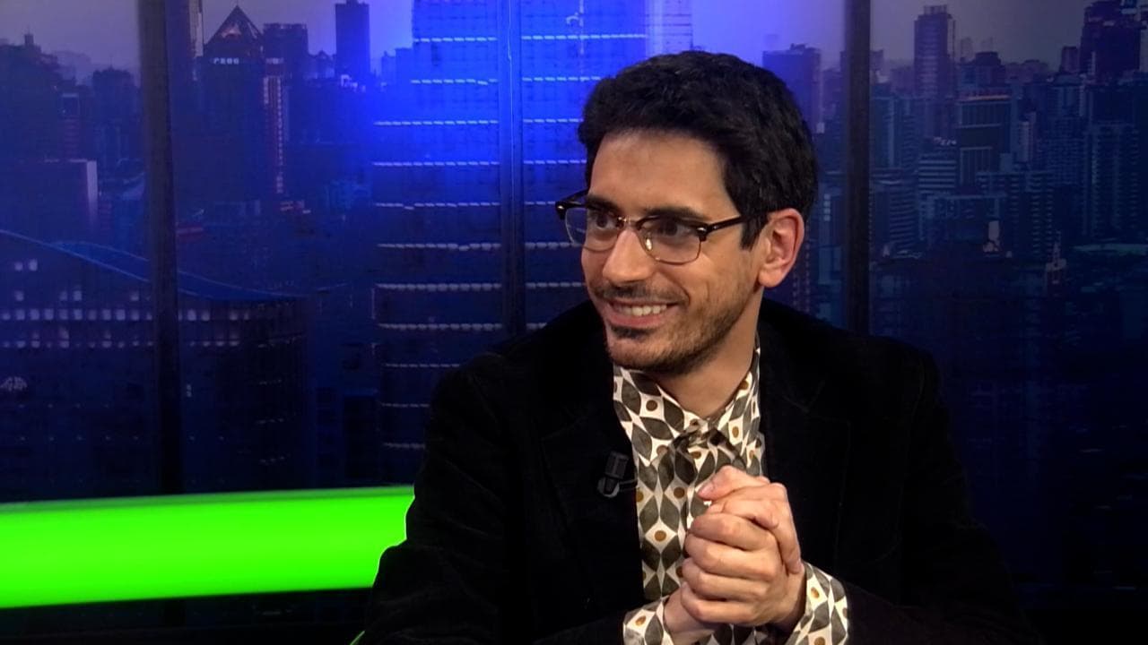 Metropolis Extra/325 - Il mondo di Lundini: "Si può ridere di tutto. No alle categorie protette, donne comprese"