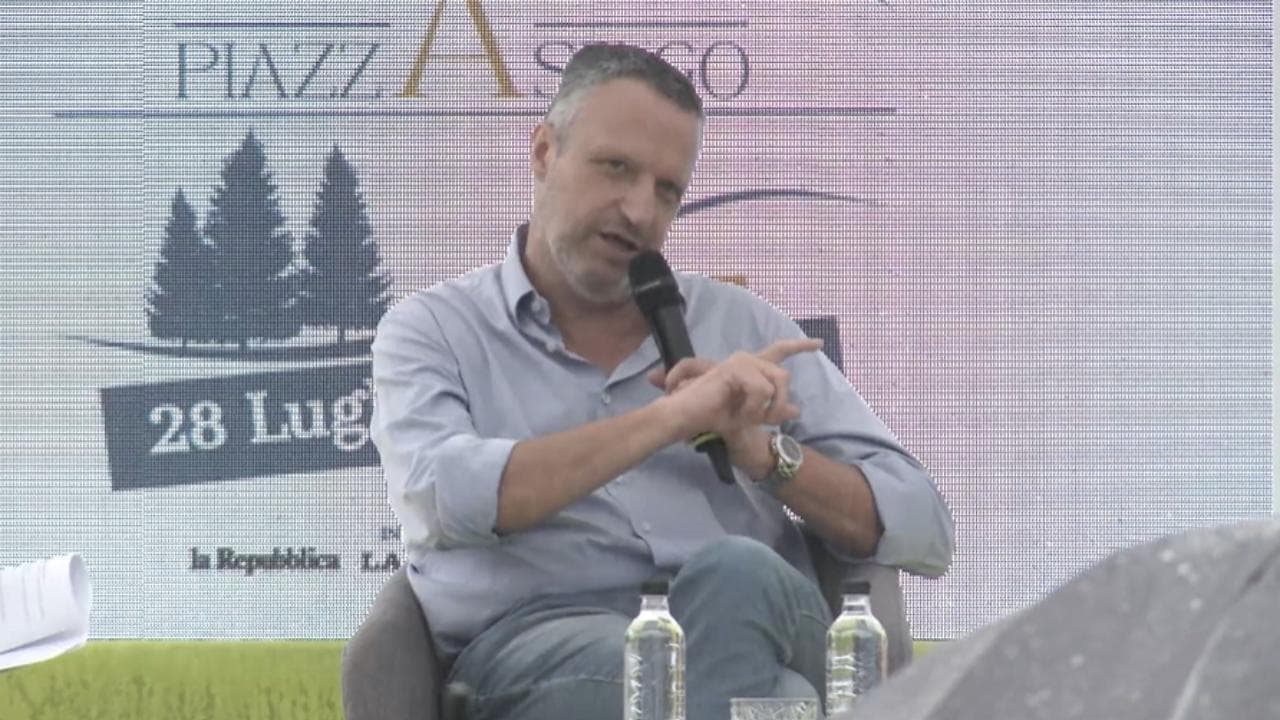 PiazzAsiago, Tosi: "La competenza sull'organizzazione sanitaria è già regionale, non cambia con l'autonomia differenziata"