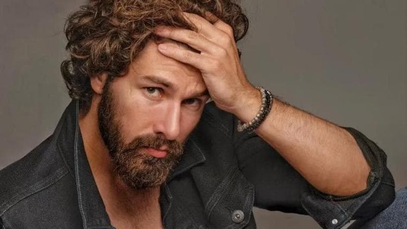 ‘Ballando con le stelle’, arriva il tenebroso protagonista di ‘Terra amara’, Furkan Palali
