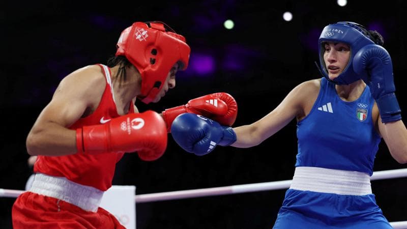 Imane Khelif e Angela Carini sul ring