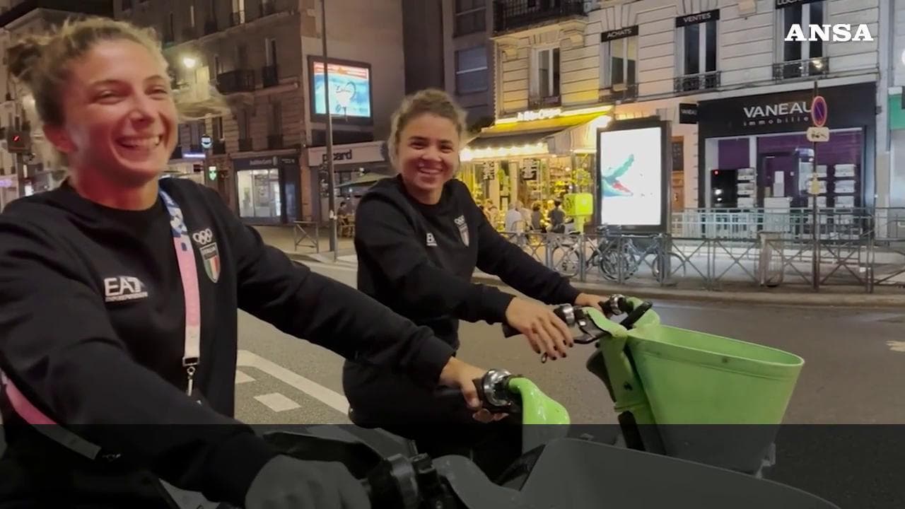Parigi 2024. Errani-Paolini in bici per Parigi di notte dopo la semifinale