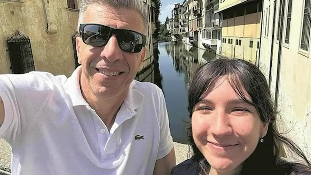 Gino Cecchettin si commuove rivedendo la foto dell'ultimo compleanno della figlia Giulia