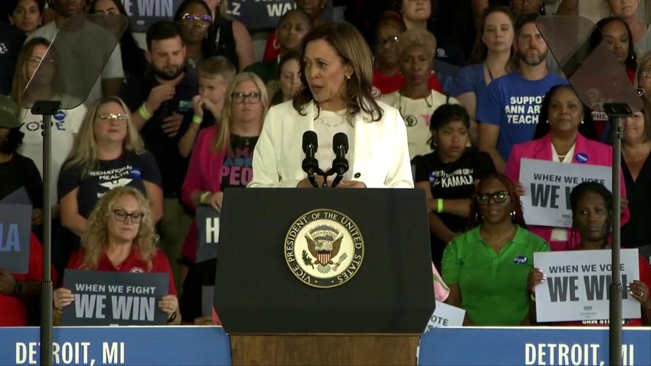 Kamala Harris attacca Trump: "Condannato per abusi sessuali e frode"