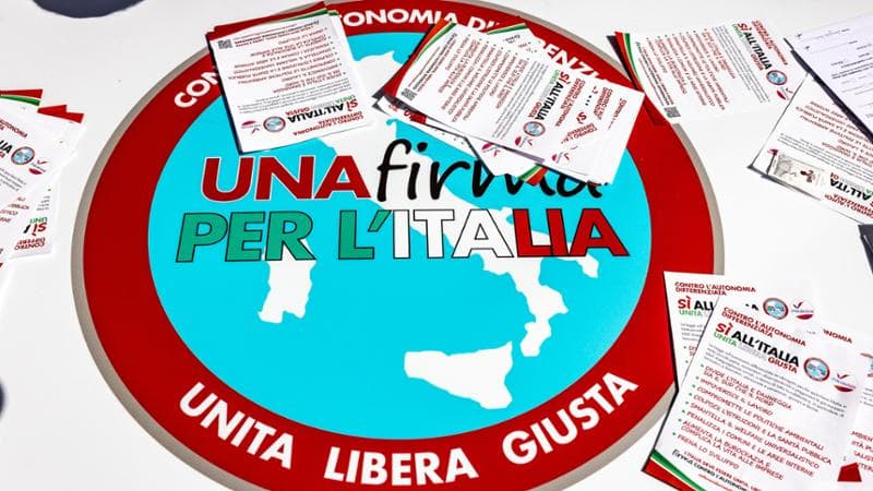 Referendum sull’Autonomia, anche la Lombardia a sorpresa traina la raccolta boom di firme